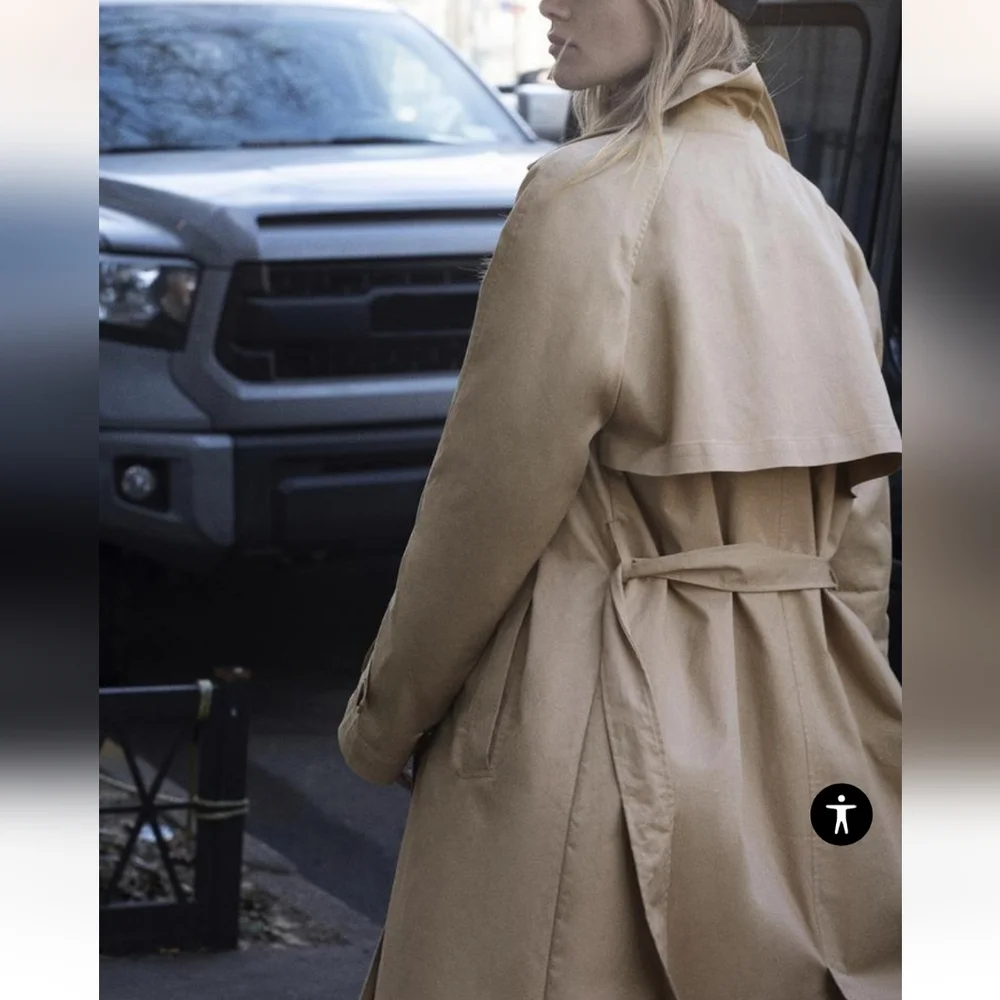 ❌️SOLD❌️CLASSIC BELTED TOPCOAT SIZE M - Picture 4 of 9